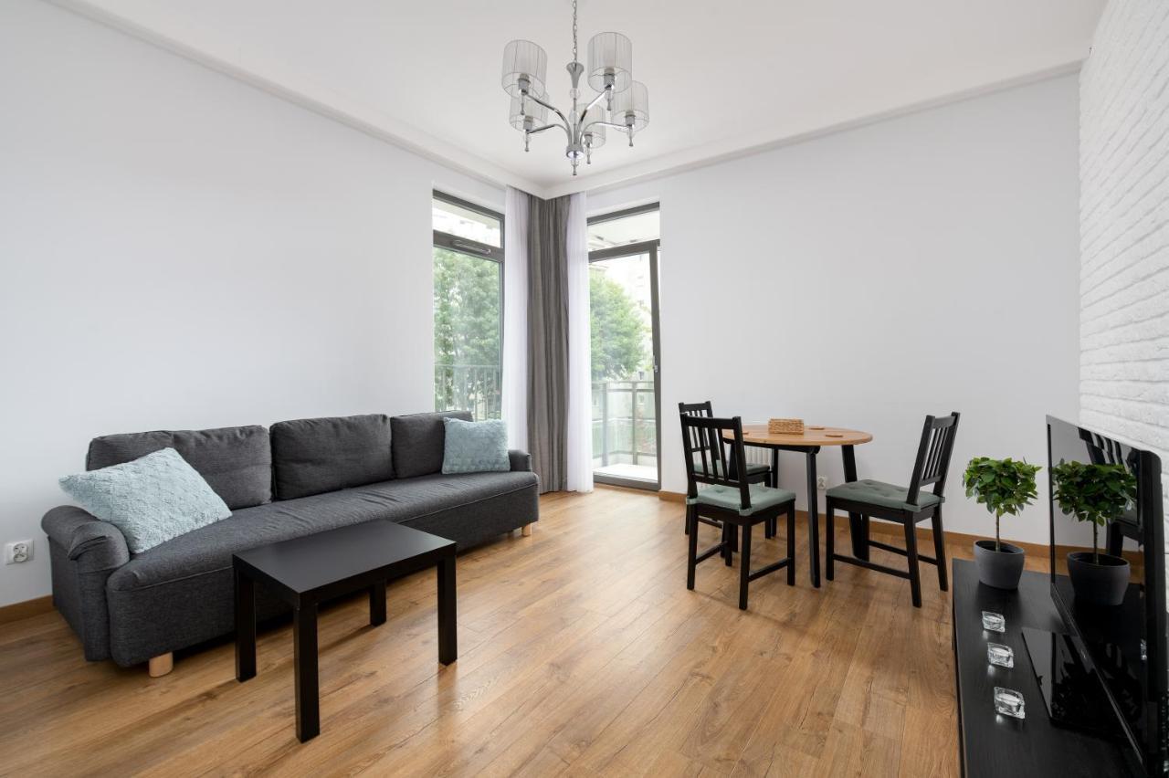 Roof Terrace Old Town Apartments With Private Parking กดัญสก์ ภายนอก รูปภาพ