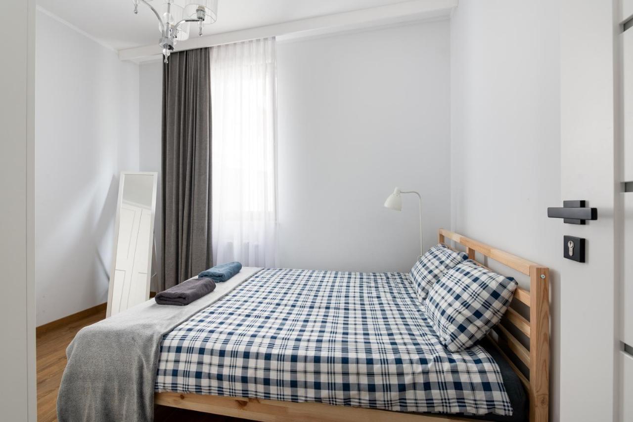 Roof Terrace Old Town Apartments With Private Parking กดัญสก์ ภายนอก รูปภาพ